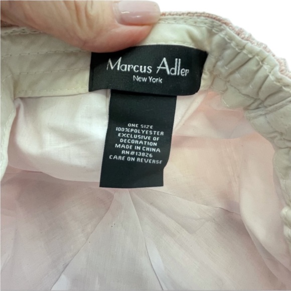 Marcus Adler Newsboy Style Hat Pink & White OSFM - Picture 12 of 16